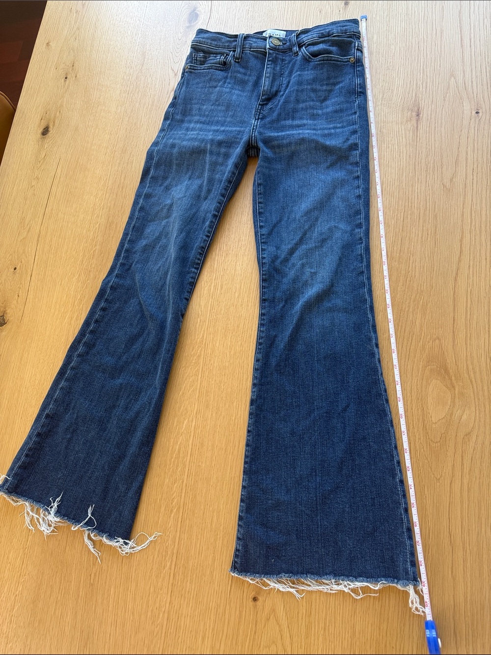 FRAME JEANS WITH RAW HEM (DARK BLUE)